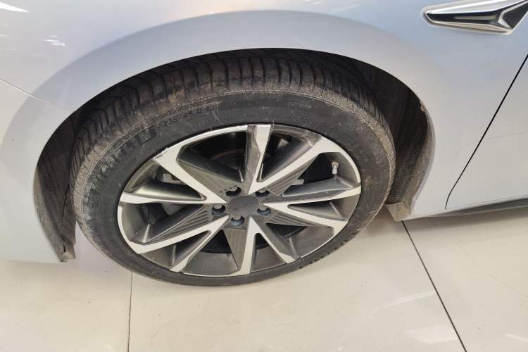 Used AION S Plus 2022 70 Intelligent Driving Edition Left Front Wheel Hub