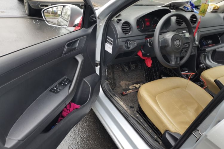 Used Volkswagen Jetta 2013 1.4L Manual Fashion Model