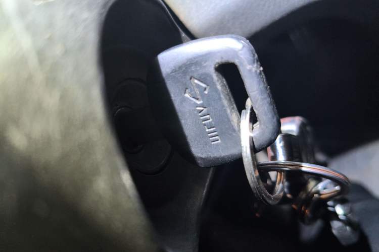 Used Dongfeng Xiaokang K07S 2015 1.2L Practical Version DK12-05
