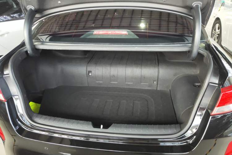 Used Kia K5 New Energy 2018 2.0L Smart Enjoyment Version