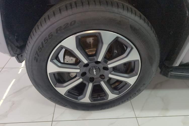 Used Formula Leopard 5 2025 TianShen Intelligent Driving Ultra Edition Left Front Wheel Hub