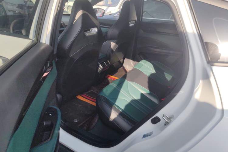 Used CHANGAN UNI-V iDD 2024 Blue Whale Smart Electric iDD 136km ZhiKu Model
