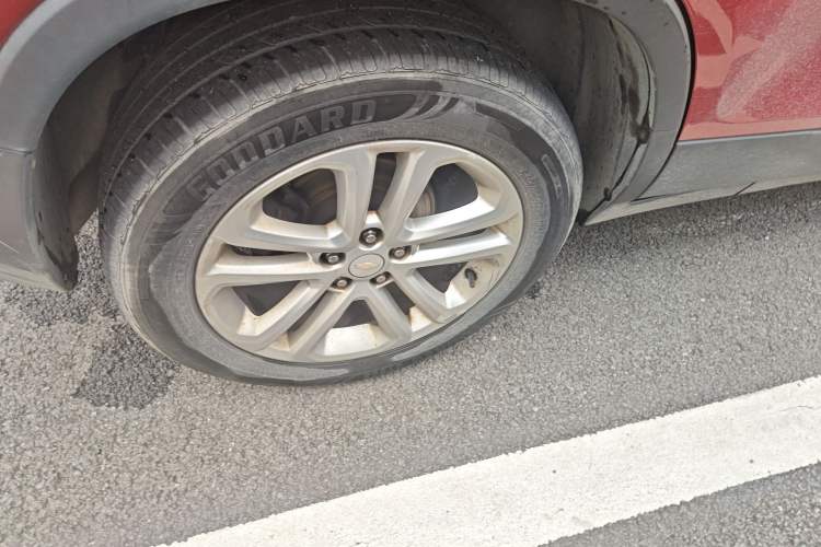 Used Chevrolet Trax 2016 1.4T Manual Two-Wheel Drive Comfort Version with Sunroof
