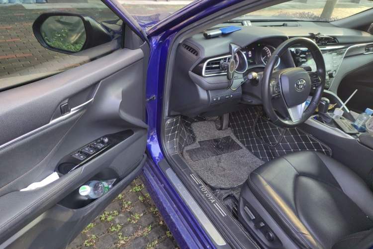 Used Toyota Camry 2018 Dual-Engine 2.5 HG Luxury Edition
