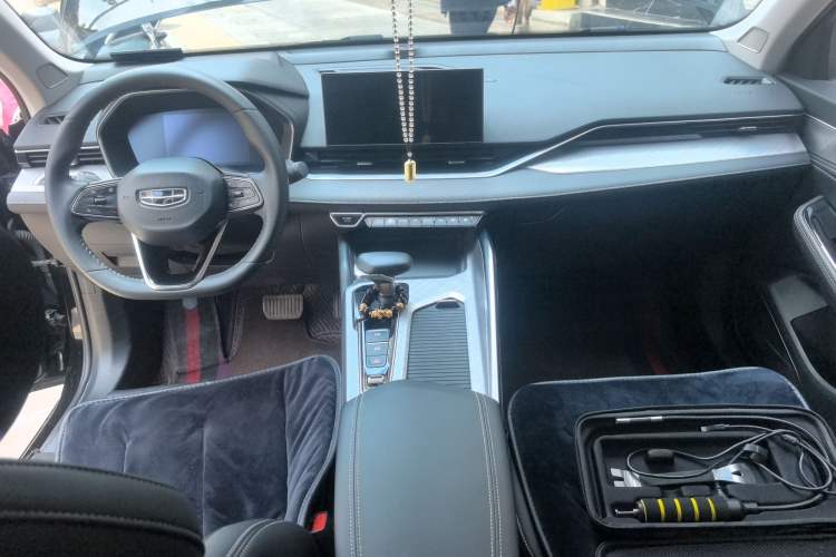 Used Geely Auto Preface 2021 2.0TD Elite Edition Center Console