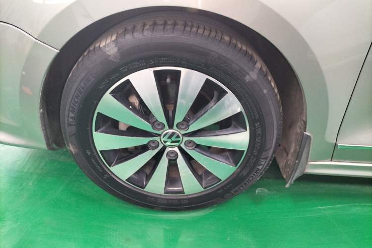 Used Volkswagen Sagitar 2017 180TSI Automatic Luxury Edition
