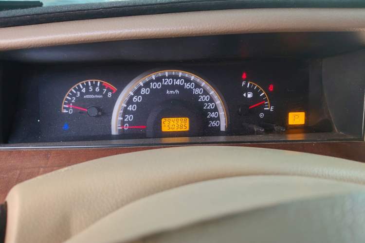 Used Nissan Teana 2006 200JK Deluxe Edition Odometer Close Up