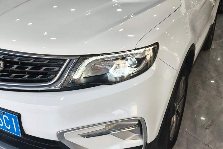 Used Geely Auto Emgrand X7 Sport 2021 Million Edition 1.8TD DCT Two-Wheel Drive Luxury Model
