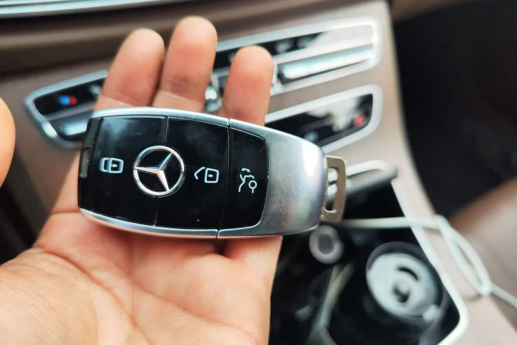 Used Mercedes-Benz E-Class 2022 Updated E 300 L Luxury Edition
