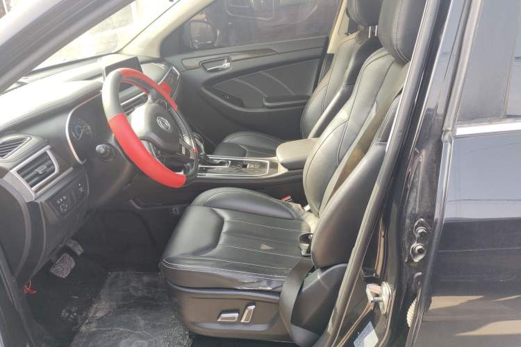 Used Dongfeng Fengon 580 2018 Revised Version 1.5T CVT Luxury Edition Left Front Seat