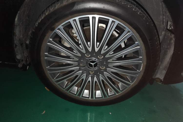 Used Mercedes-Benz E-Class 2023 Updated E 300 L Luxury Edition