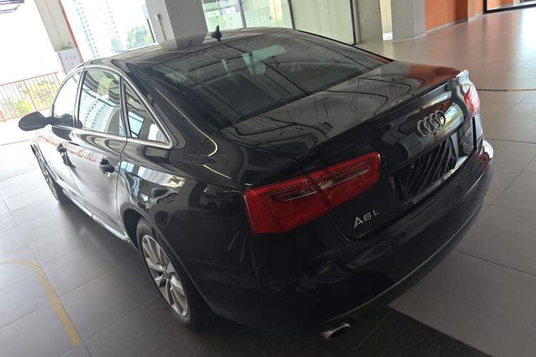 Used Audi A6L 2014 30 FSI Luxury Model Rear Left 45 Deg