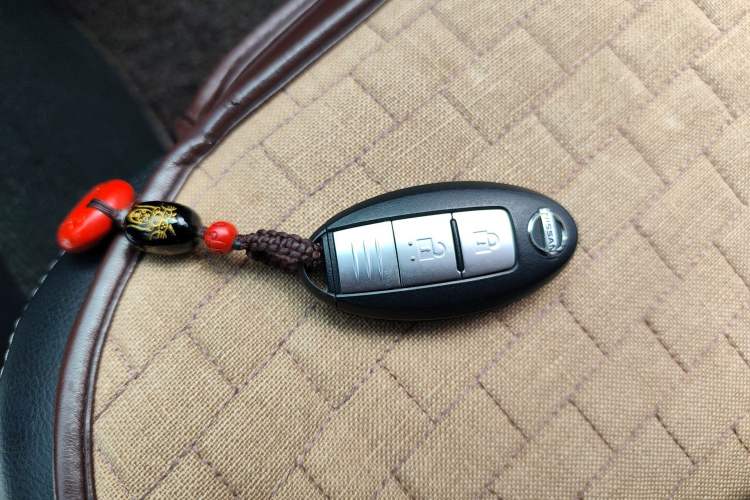 Used Nissan Terra 2020 2.5L XV 4WD Automatic Four-Wheel Drive Flagship Edition Vehicle Key