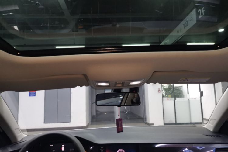 Used Volkswagen Lavida 2021 1.5L Automatic Comfort Edition Headliner