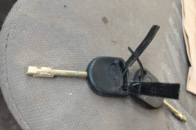 Used Ford Classic Transit 2013 2.8T Diesel Standard Version Short Wheelbase Mid-Roof JX493ZLQ4 Vehicle Key