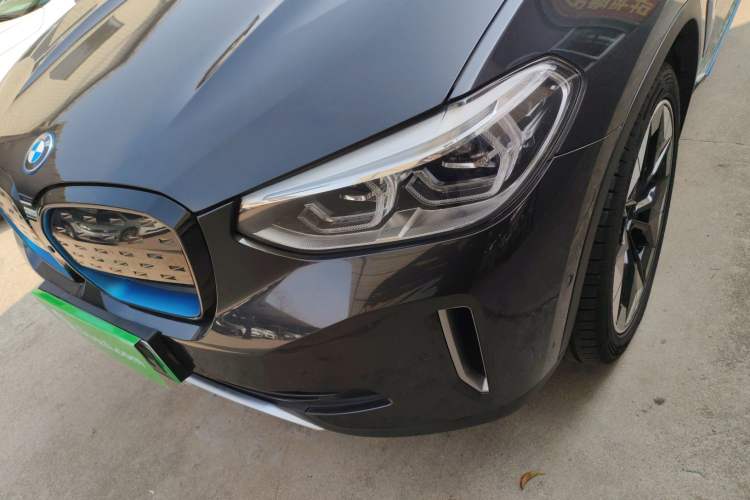 Used BMW iX3 2021 Leading Type
