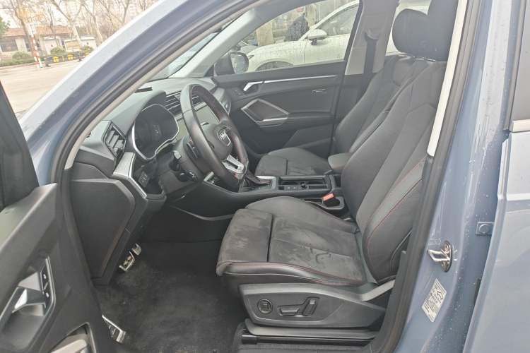 Used Audi Q3 2022 40 TFSI RS Package Performance Model