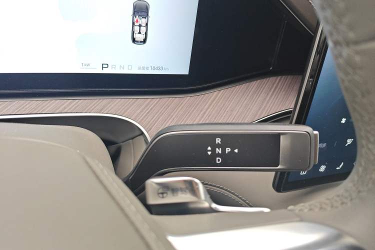 Used Denza N9 2025 Flagship Model