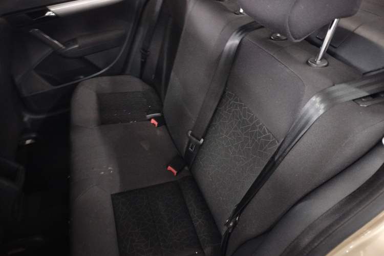 Used Volkswagen Lavida 2013 Revised Classic 1.6L Manual Fashion Edition