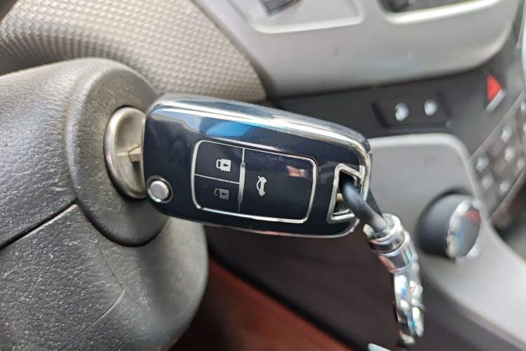 Used Chevrolet Cruze 2013 1.6L SE MT Vehicle Key