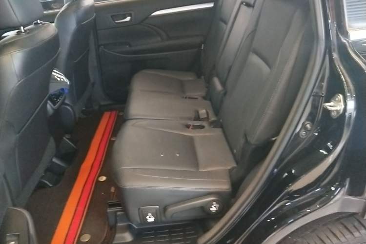 Used Toyota Highlander 2015 2.0T Four-Wheel Drive Luxury Edition 7-Seater
