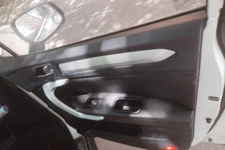 Used JAC Refine S3 2016 1.5L Manual Luxury Smart Version