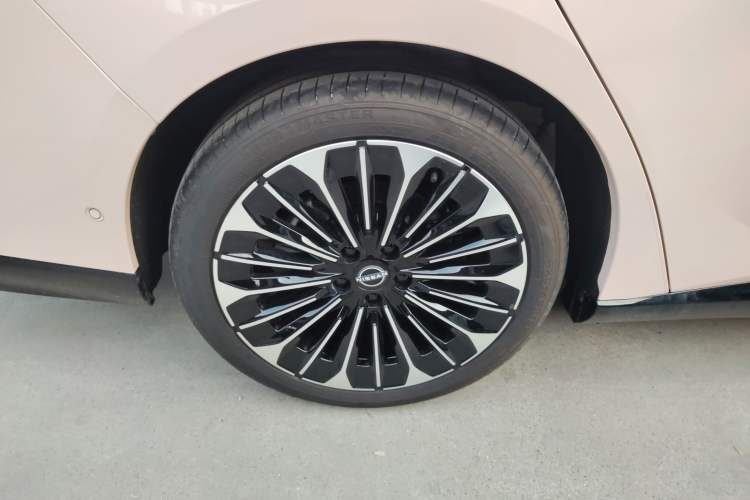 Used Nissan N7 2025 510 Max