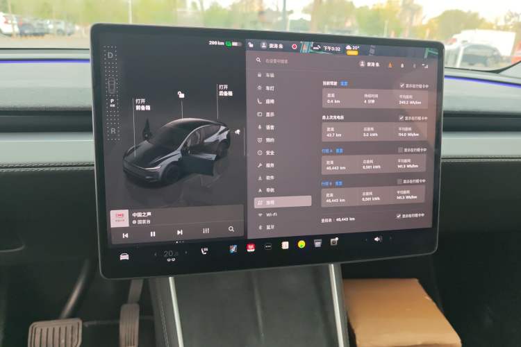 Used Tesla Model Y 2025 Long-Range All-Wheel Drive First Edition Instrument Cluster