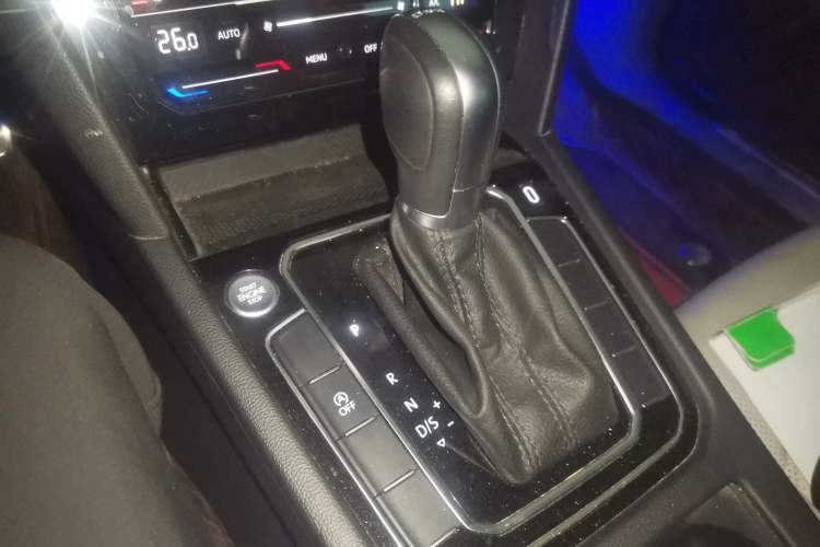 Used Volkswagen Magotan 2023 2 Million Units Commemorative Edition 330TSI DSG Luxury Version