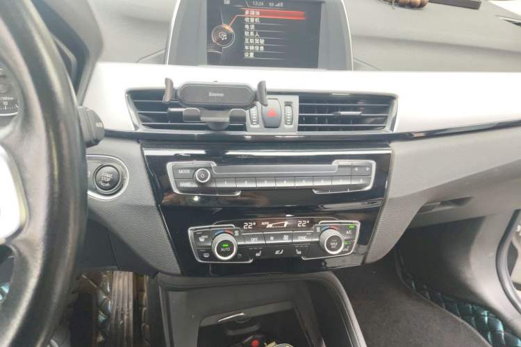 Used BMW X1 2016 sDrive18Li Premium Edition
