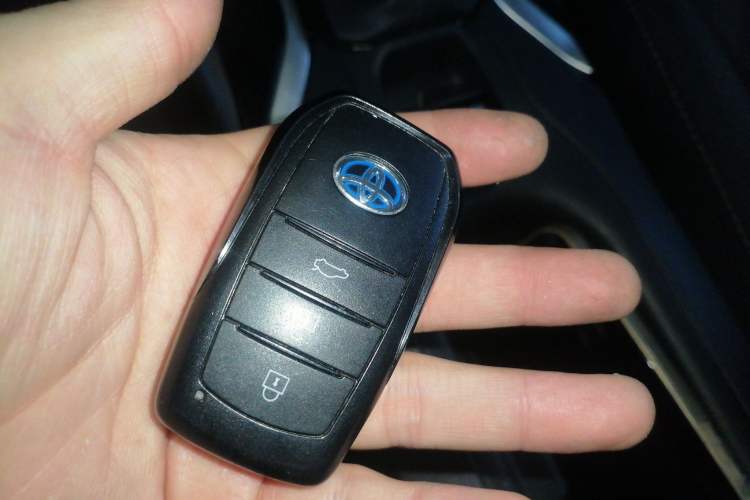 Used Toyota Corolla 2023 1.8L Smart Electric Hybrid Dual-Motor Pioneer Edition Interior 1