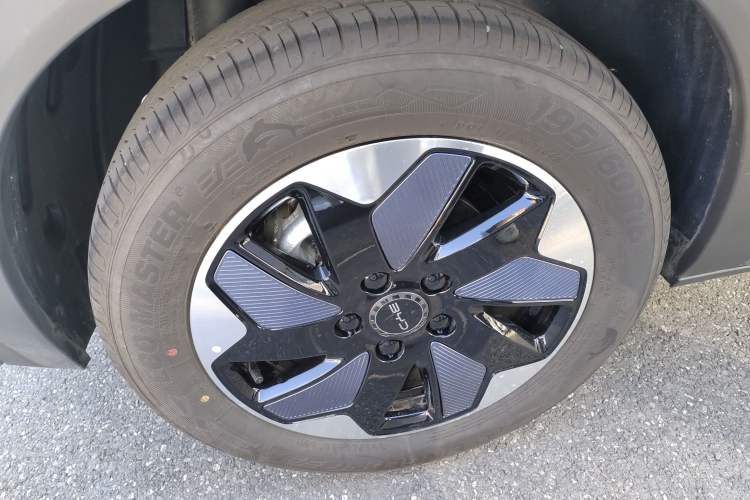 Used BYD Dolphin 2025 420km Free Edition