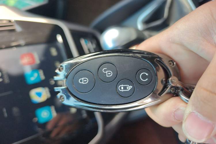 Used BYD Song MAX 2017 1.5T Automatic Smart Connect Elite 7-Seater