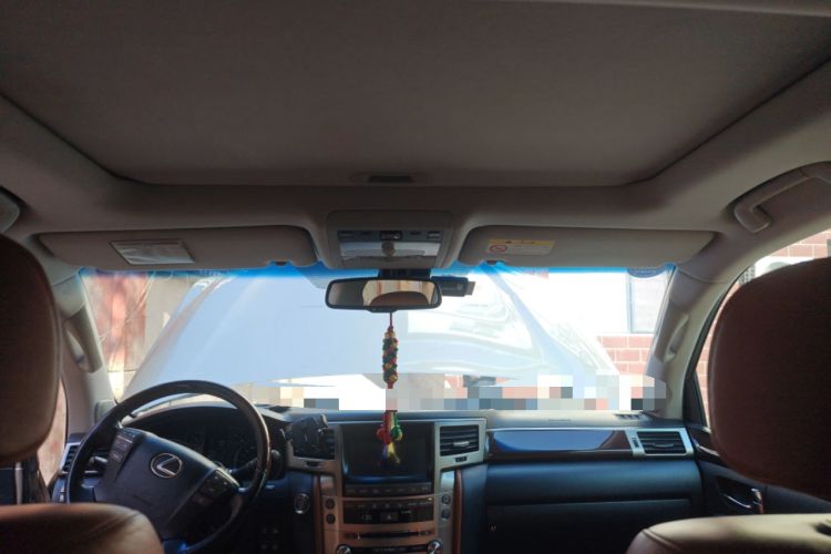 Used Lexus LX 2012 570
