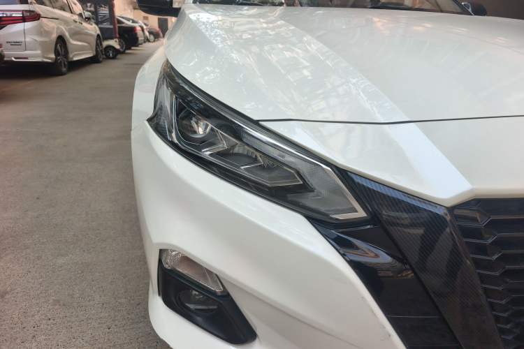 Used Nissan Teana 2019 2.0L XL Upper SmartDrive Version Right Front Headlight