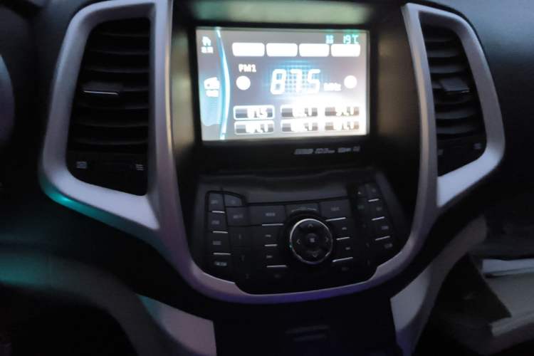 Used CHANGAN Eado 2014 1.6L Manual Luxury Model