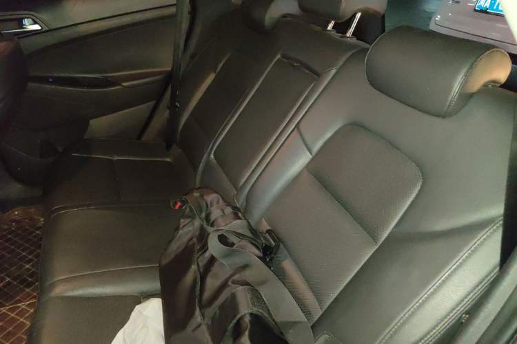 Used Hyundai Tucson 2015 1.6T Dual-Clutch Two-Wheel-Drive Smart Model