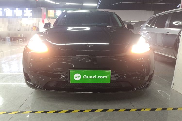 Used Tesla Model Y 2023 Rear-Wheel-Drive Version
