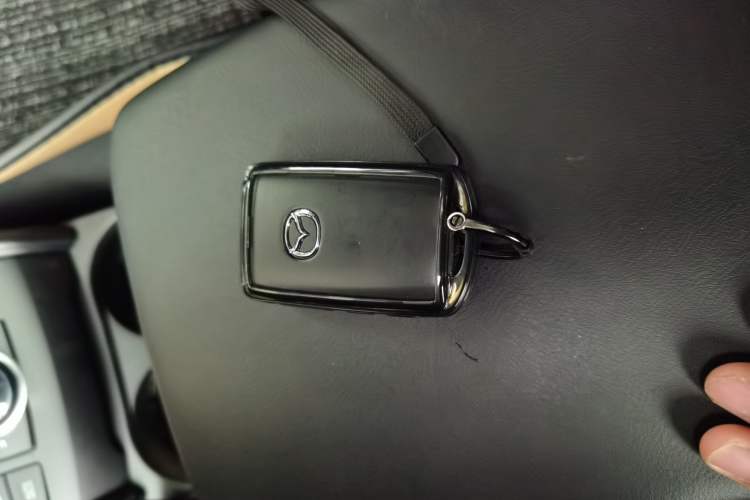 Used Mazda CX-5 2025 2.0L Automatic Two-Wheel Drive ZhiShang Pro Vehicle Key