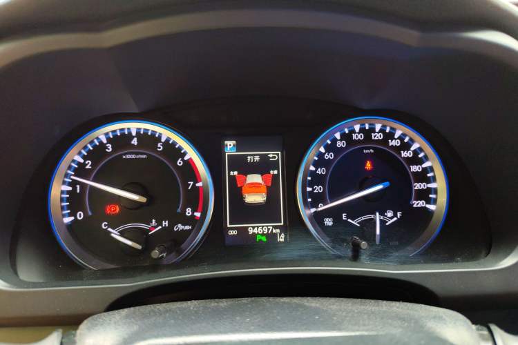 Used Toyota Highlander 2018 2.0T Four-Wheel Drive Luxury Version 7 Seats China VI Standard Instrument Cluster