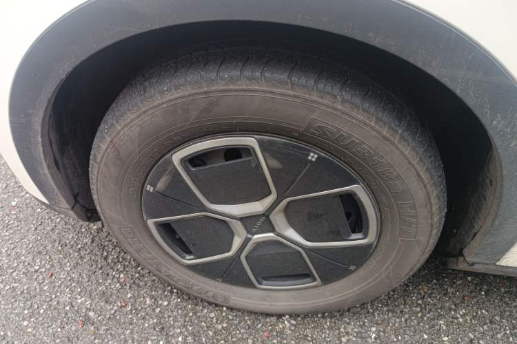 Used AION UT 2025 420 Smart Edition Left Front Wheel Hub