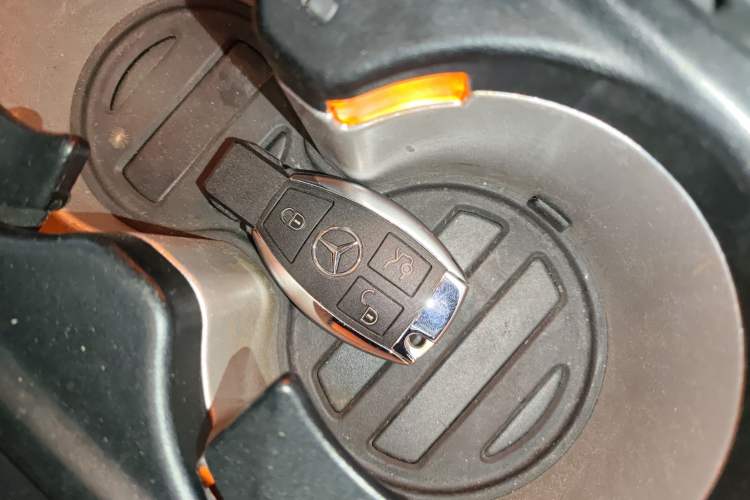 Used Mercedes-Benz GLE Coupe 2015 GLE 320 4MATIC Coupe SUV Vehicle Key