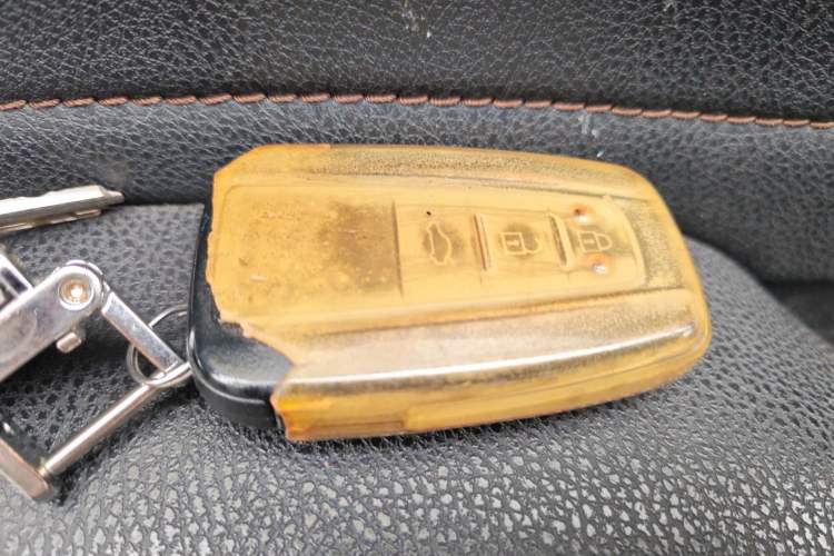 Used Toyota Camry 2018 2.5G Luxury Edition Vehicle Key