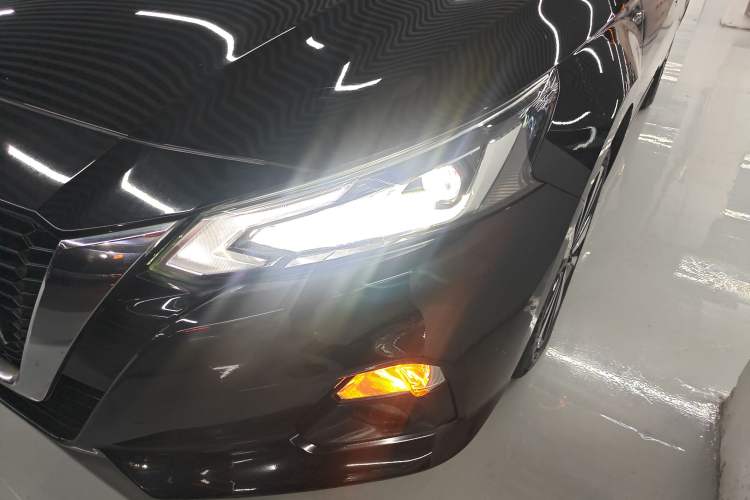 Used Nissan Teana 2021 2.0L XL Comfort Edition Left Front Headlight