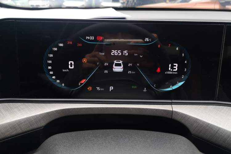 Used CHANGAN Eado 2023 Changan Edition PLUS Blue Whale NE 1.4T GDI DCT Prestige Version
