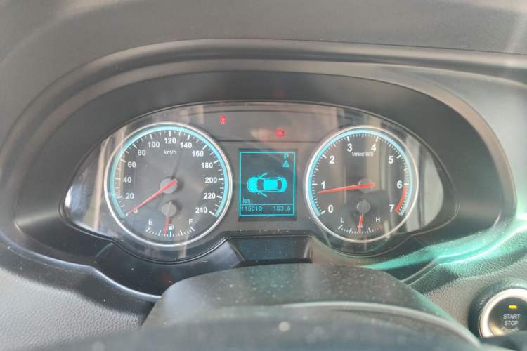 Used Brilliance V5 2012 1.6L Automatic Luxury Version
