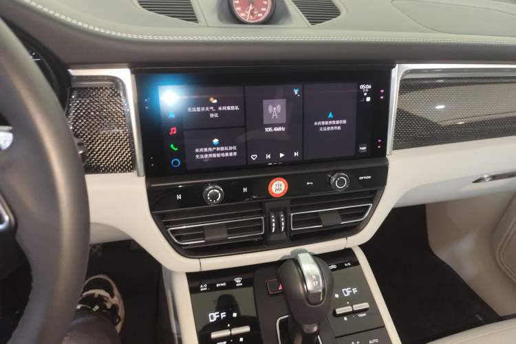 Used Porsche Macan 2025 Macan 2.0T Dream-Chasing Edition Audio And AC Panel