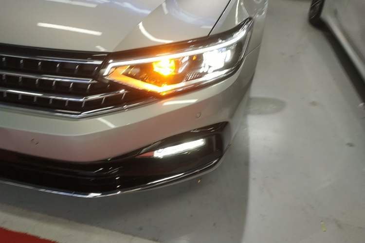 Used Volkswagen Magotan 2023 2 Million Units Commemorative Edition 330TSI DSG Luxury Version