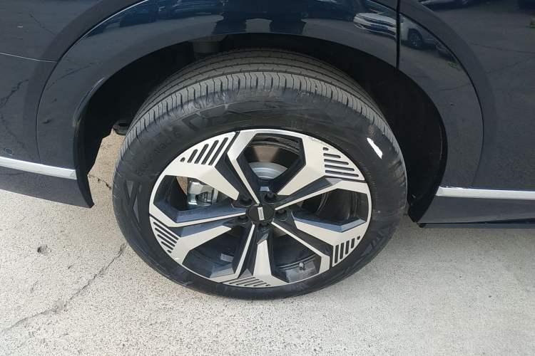 Used Wey Lanshan 2025 Four-Wheel Drive Max