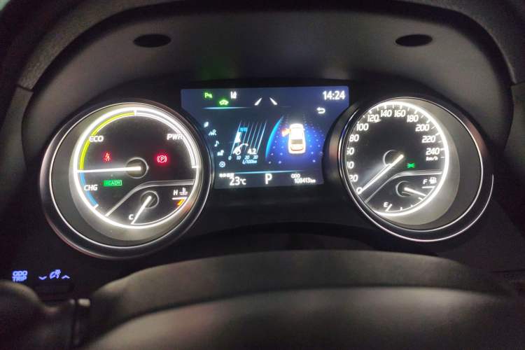 Used Toyota Camry 2019 Dual-Engine 2.5HS FENGSHANG Edition China VI Standard